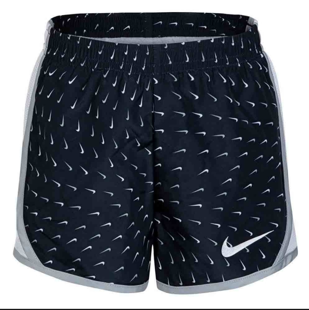 Nike Dri-FIT Shorts  6x Girl's